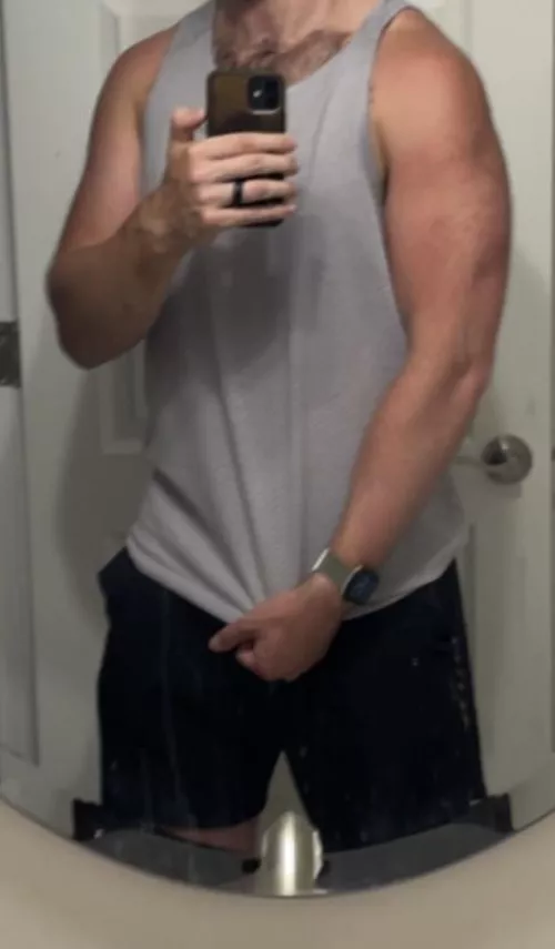 [28] Need a jerk bud by noahmurray94