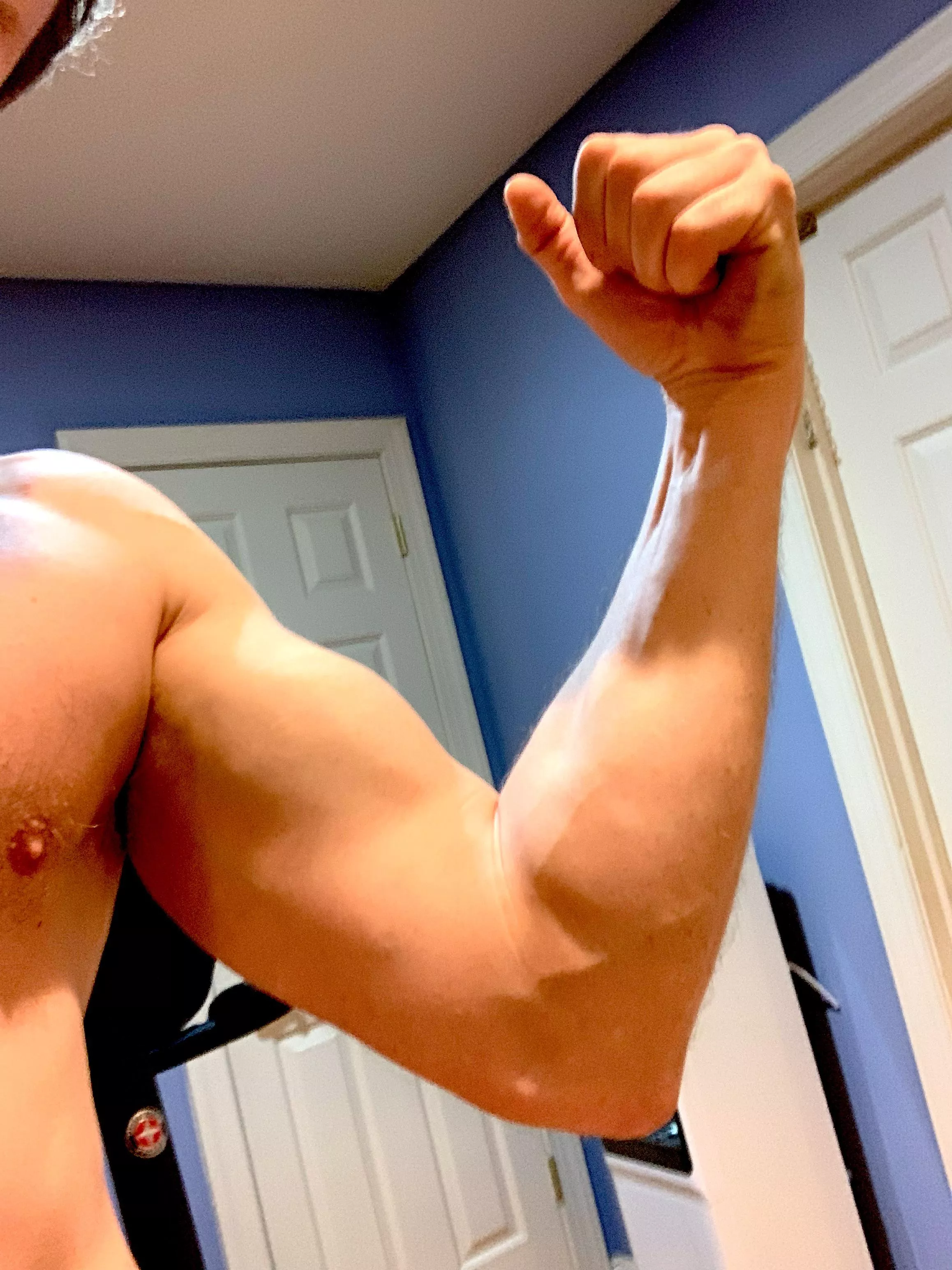 38. Mid workout posted by letsgoskiingnow1