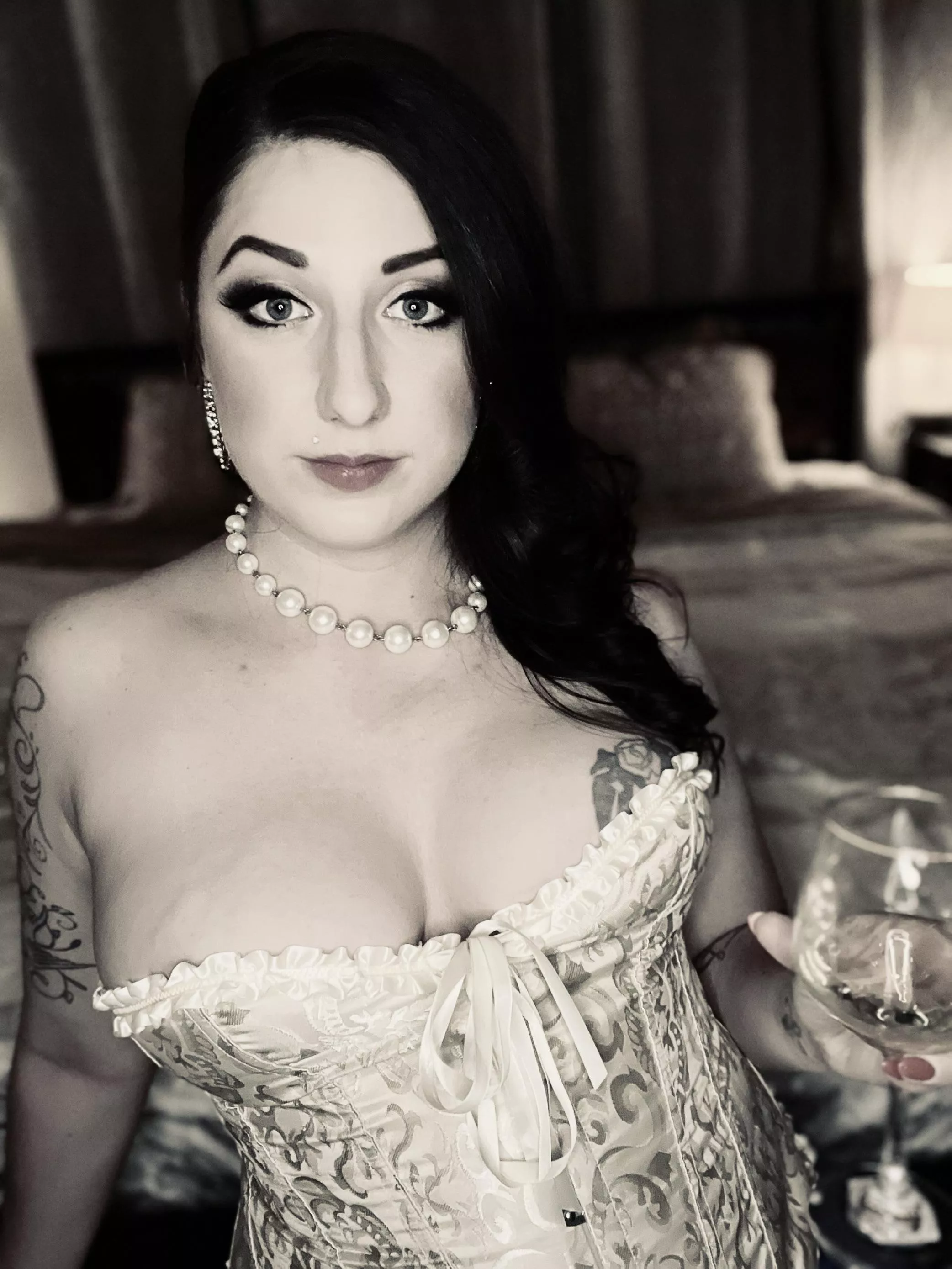 A little sass, a little class posted by addamxeveruinthings