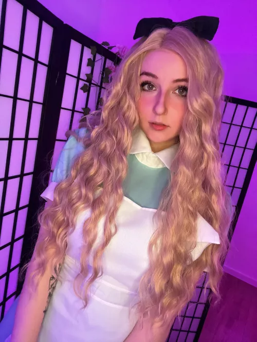 Alice from Alice in Wonderlnd by Namineyy by namineyy