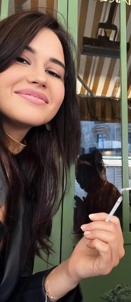 Bonjour from Paris posted by sabrinanotababy