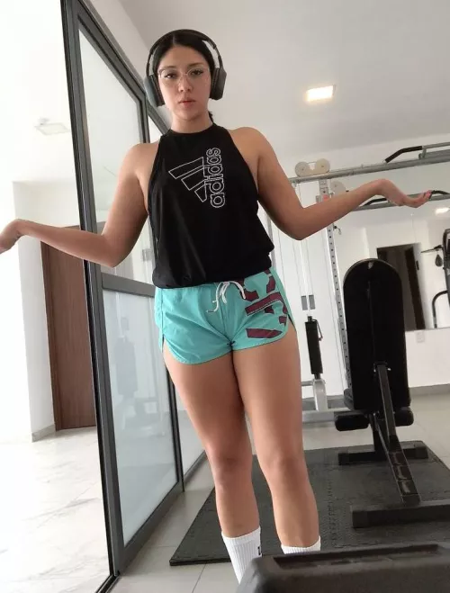 Can I send you pics like this every day after my workout by ngmuiuk