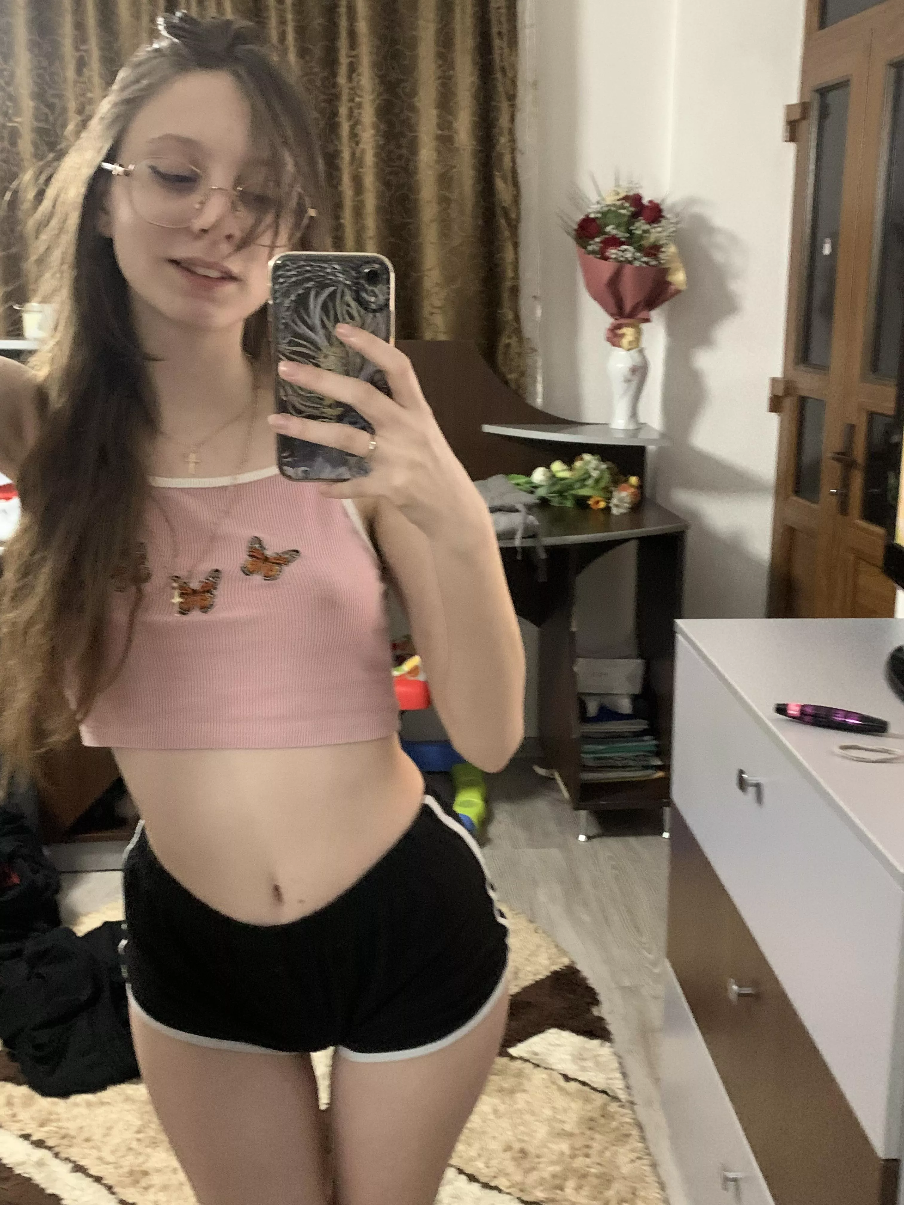 Can we kiss ? 🥺 , link in b!o posted by Jazzlike-Value3104