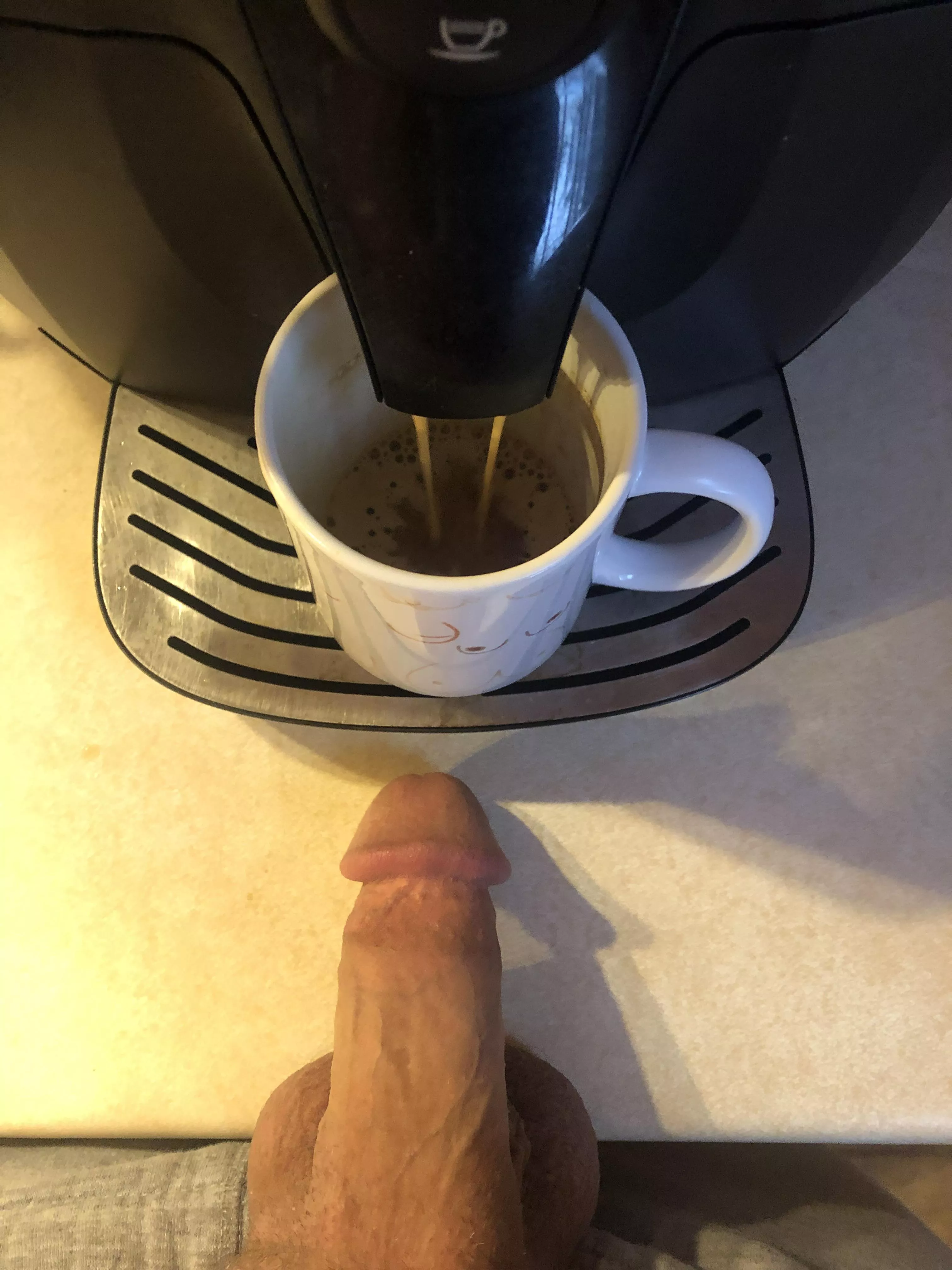 Cock and coffee to wake you up?? (M) [49] posted by cottagecrazy