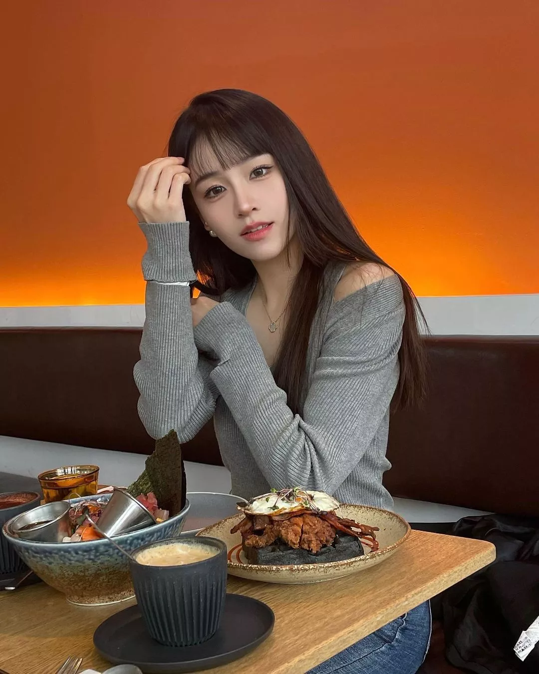 Dinner date posted by Majestic_Painter8660