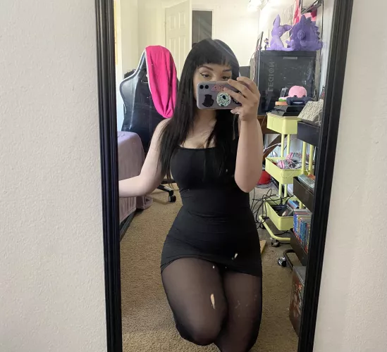 (F) Come clean my mirror for me by brocolicheeze