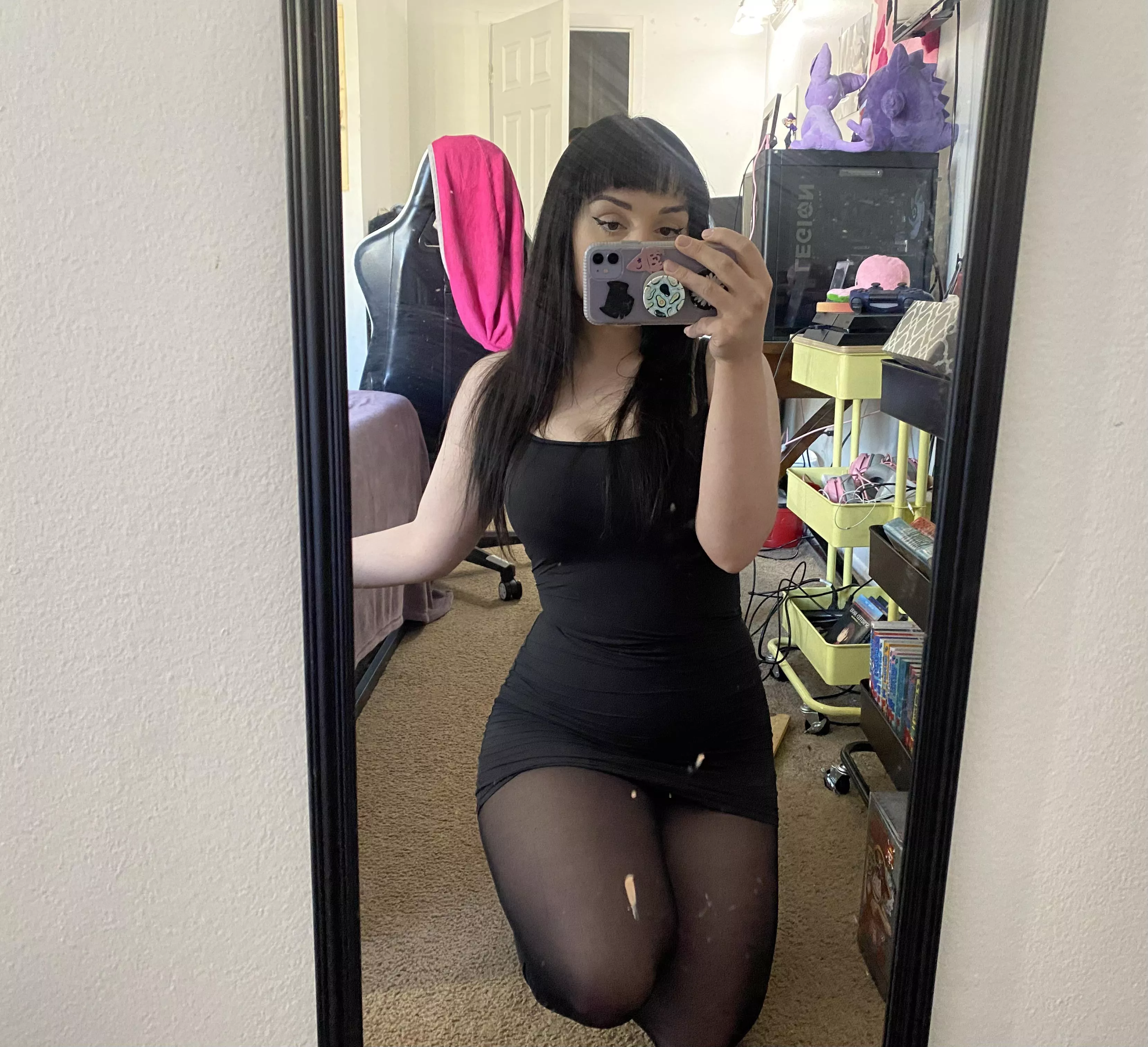 (F) Come clean my mirror for me posted by brocolicheeze