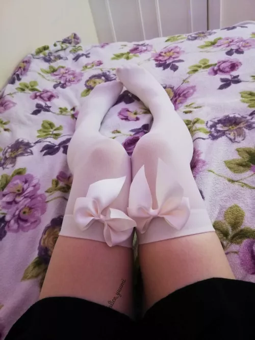 Feeling cute and sexy by alice_yuumi