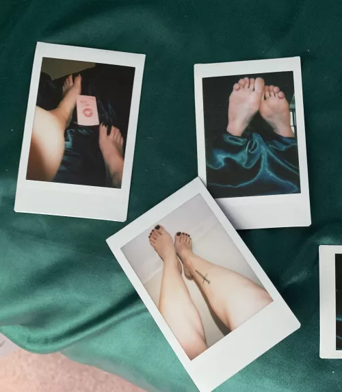 Footsie polaroids by sirenskiss3