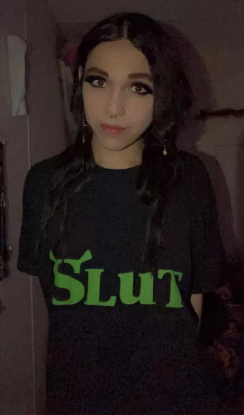 Good morning 🖤 by autumnsnow612