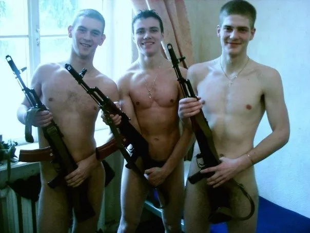 Guns at the ready posted by Primal_Mantis