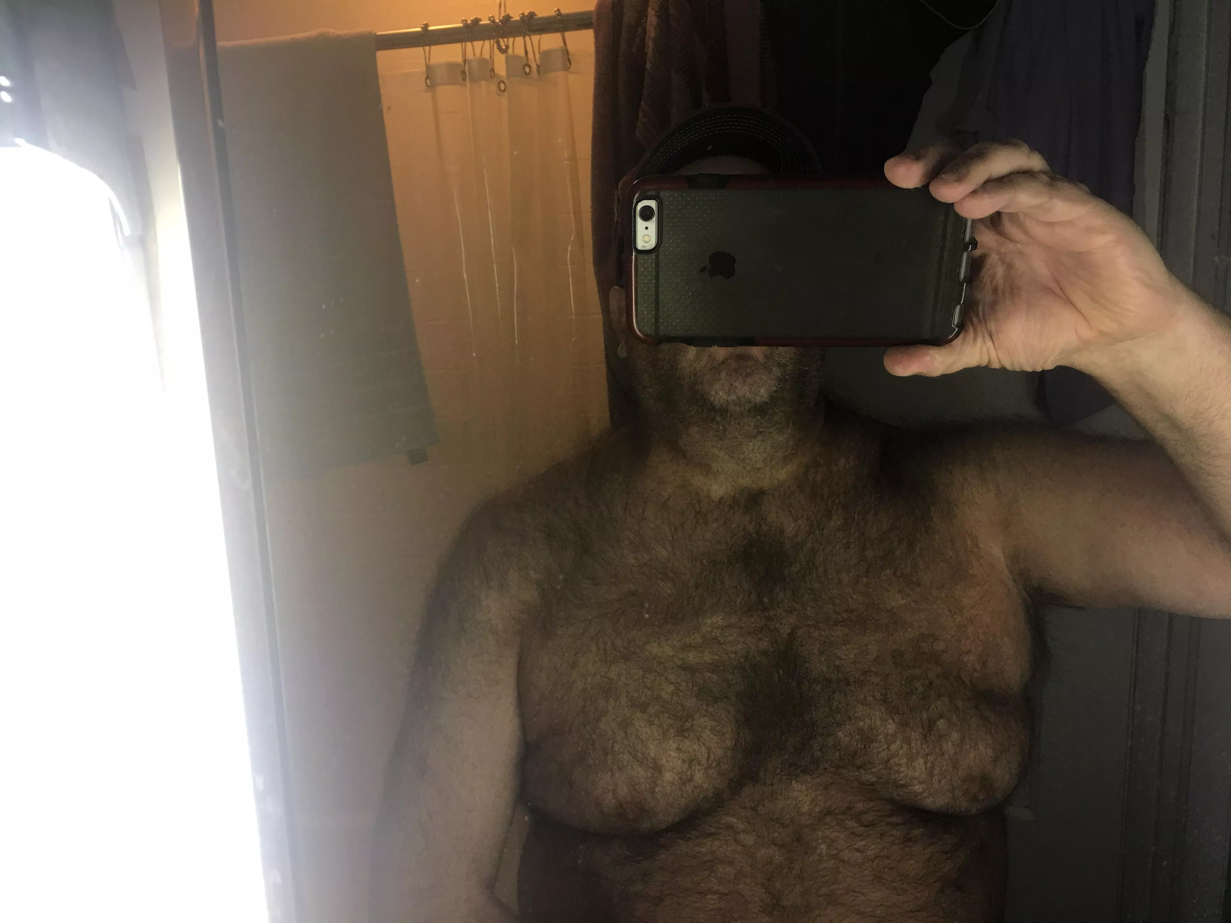 Hairy chest/shoulders posted by Grizzled222