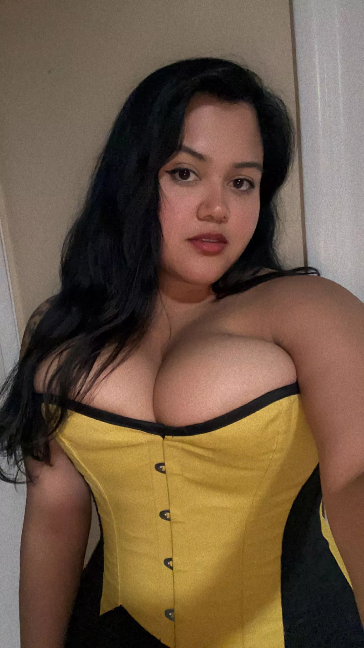 Hi! posted by Waistingmytimeaway_