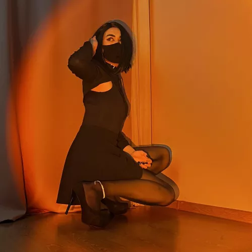 I know my curves isn’t perfect, but will you enjoy me anyway?😞 by cutiesdaria