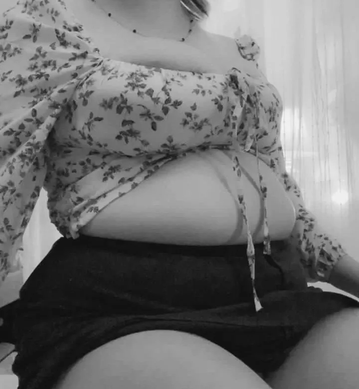 I'm hungry🥺❤️ posted by Alice_colonel