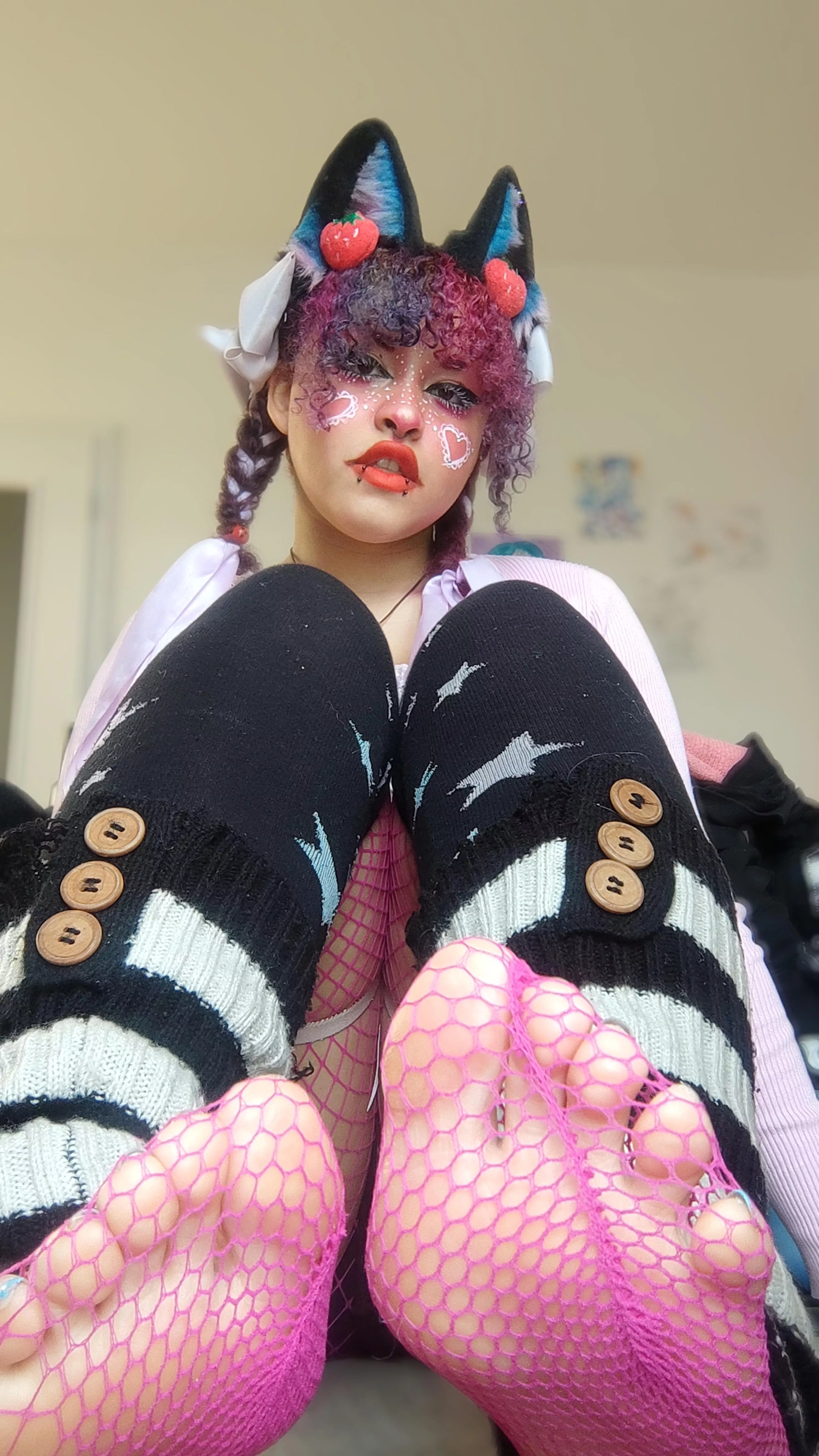 I've been feeling more cutesy vibes what do you think? posted by camushii