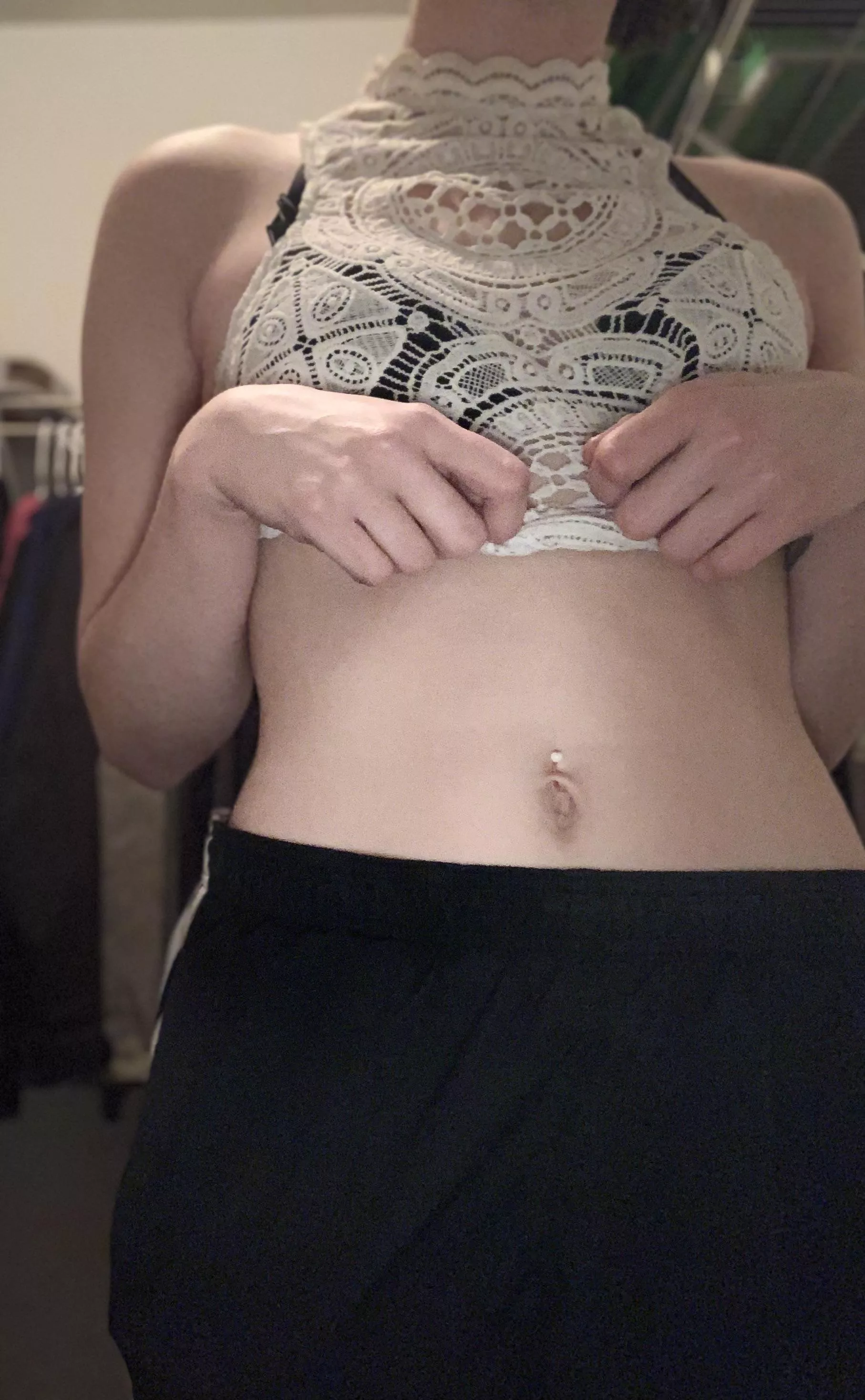 Just chillin in your closet [F][25] posted by purple_wet_ego