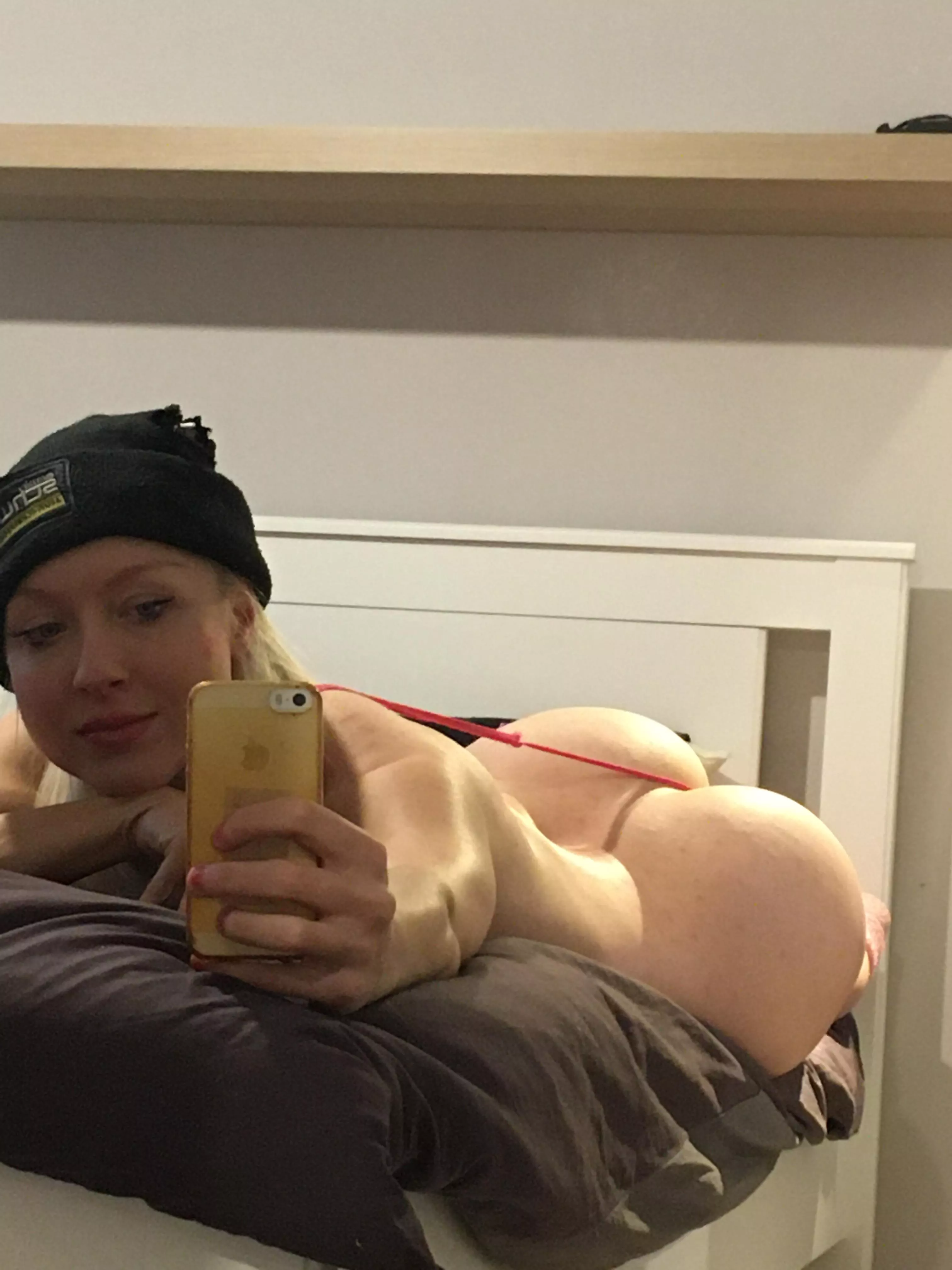 Lay on it lol posted by tweetieepie