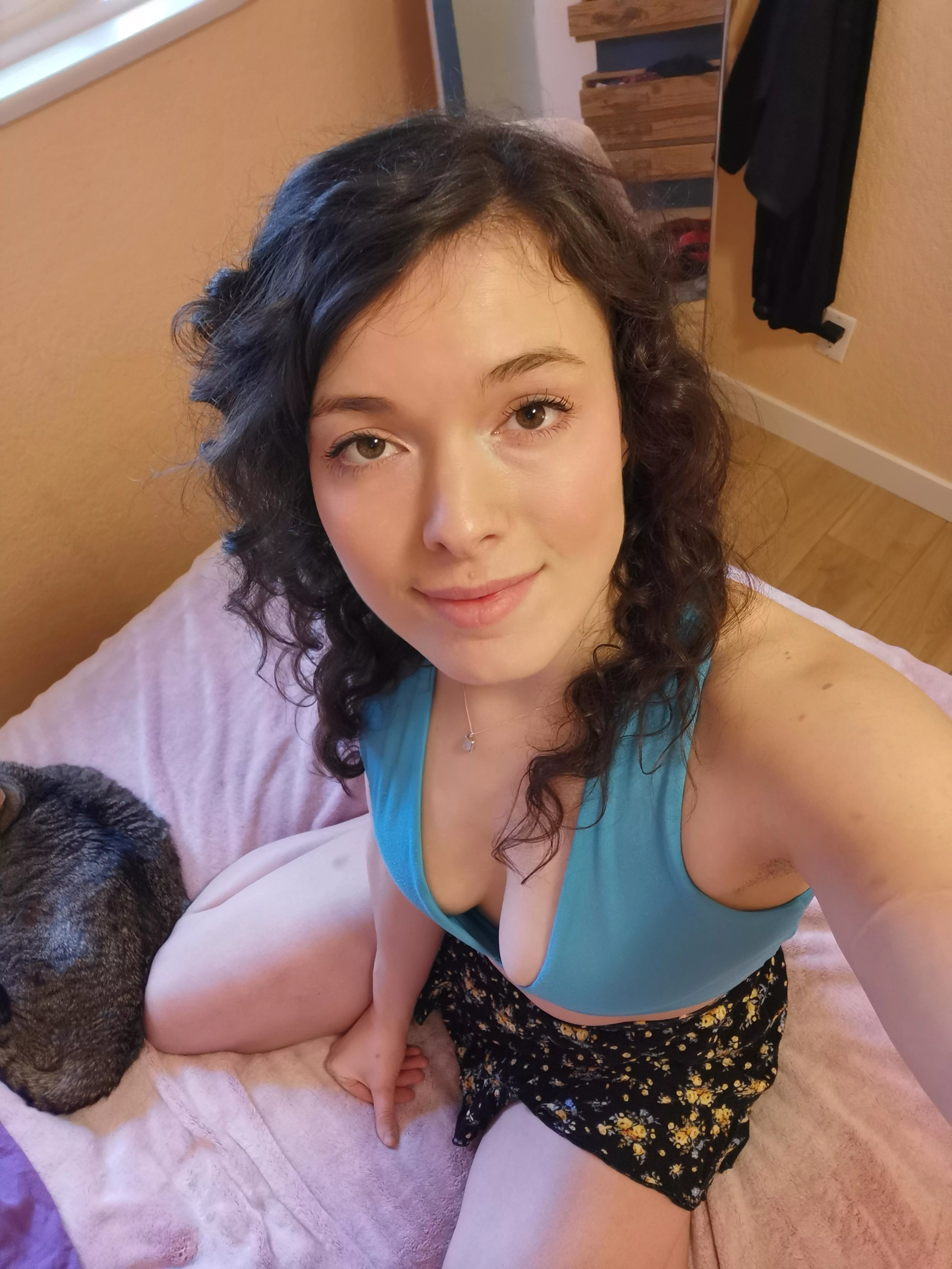 LIVE NOW posted by octohands