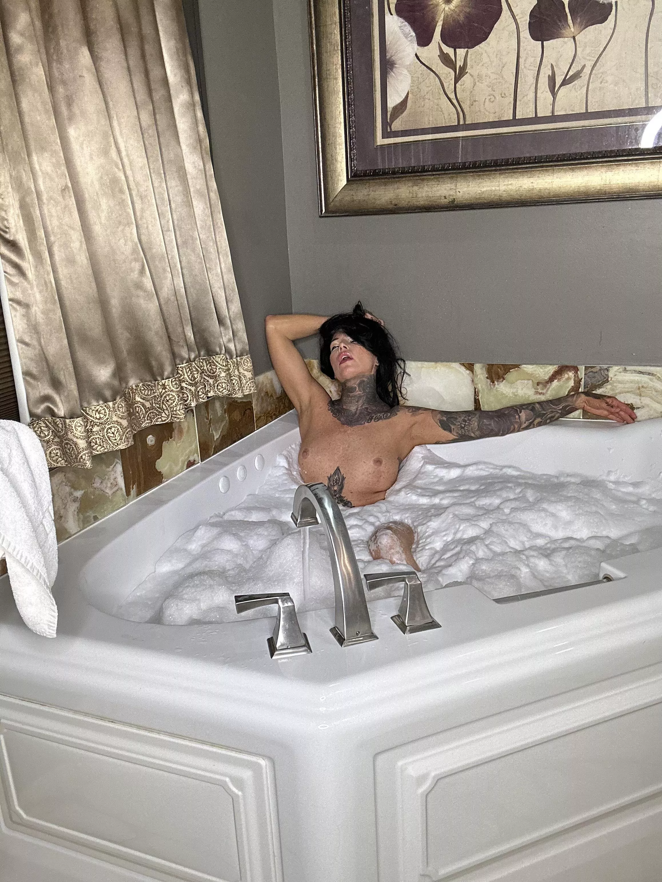 Living my best life! posted by Cealliagh