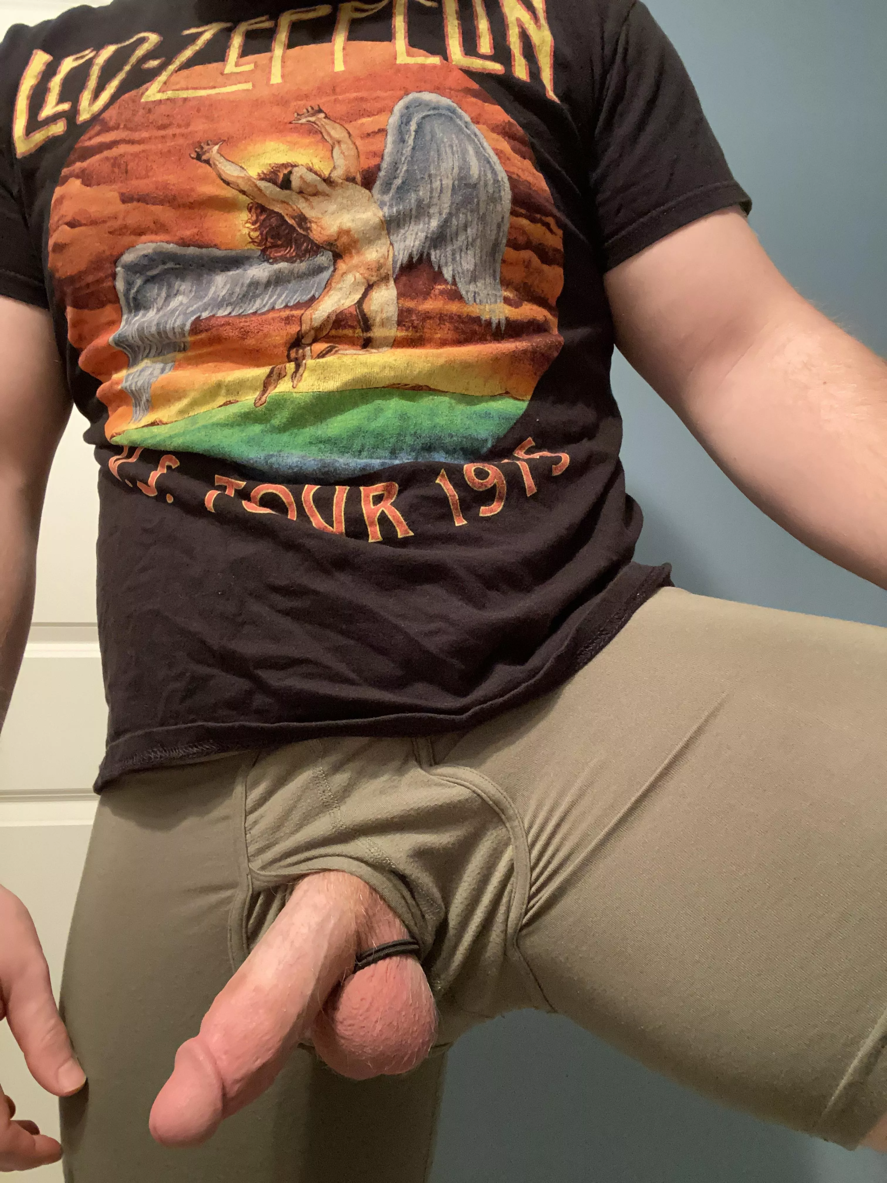 Love the feeling of them stretching out posted by Puzzleheaded_Ad_9423