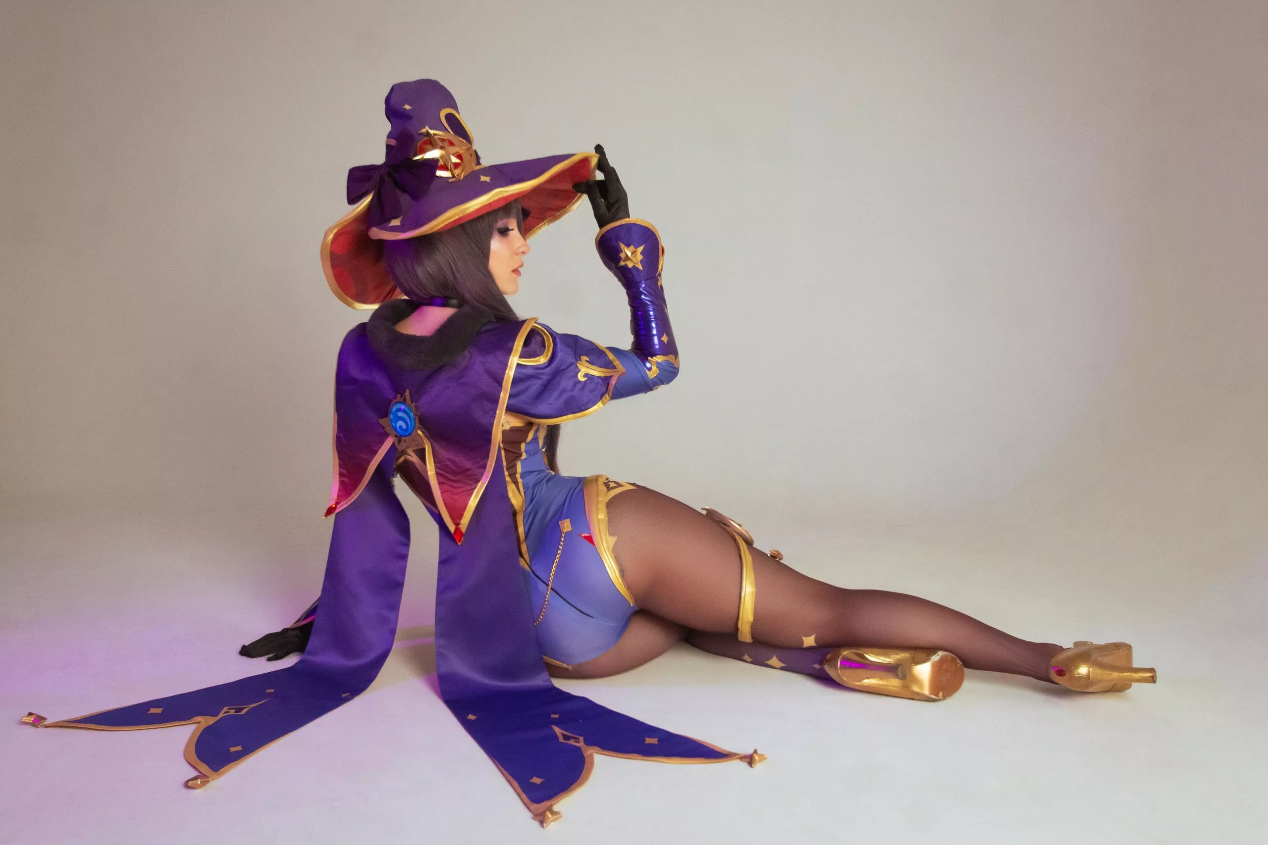 Mona Genshin Impact cosplay by me posted by sedokovair_cosplay