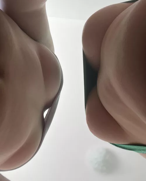 POV we’re sitting on your face 😩 [IMG] by LailaaaHazel
