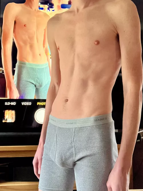 Screen mirroring to the TV by mcstrokinoff