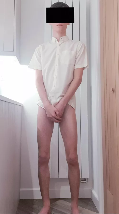 should I move my hands? 🙈 by Raytracer5