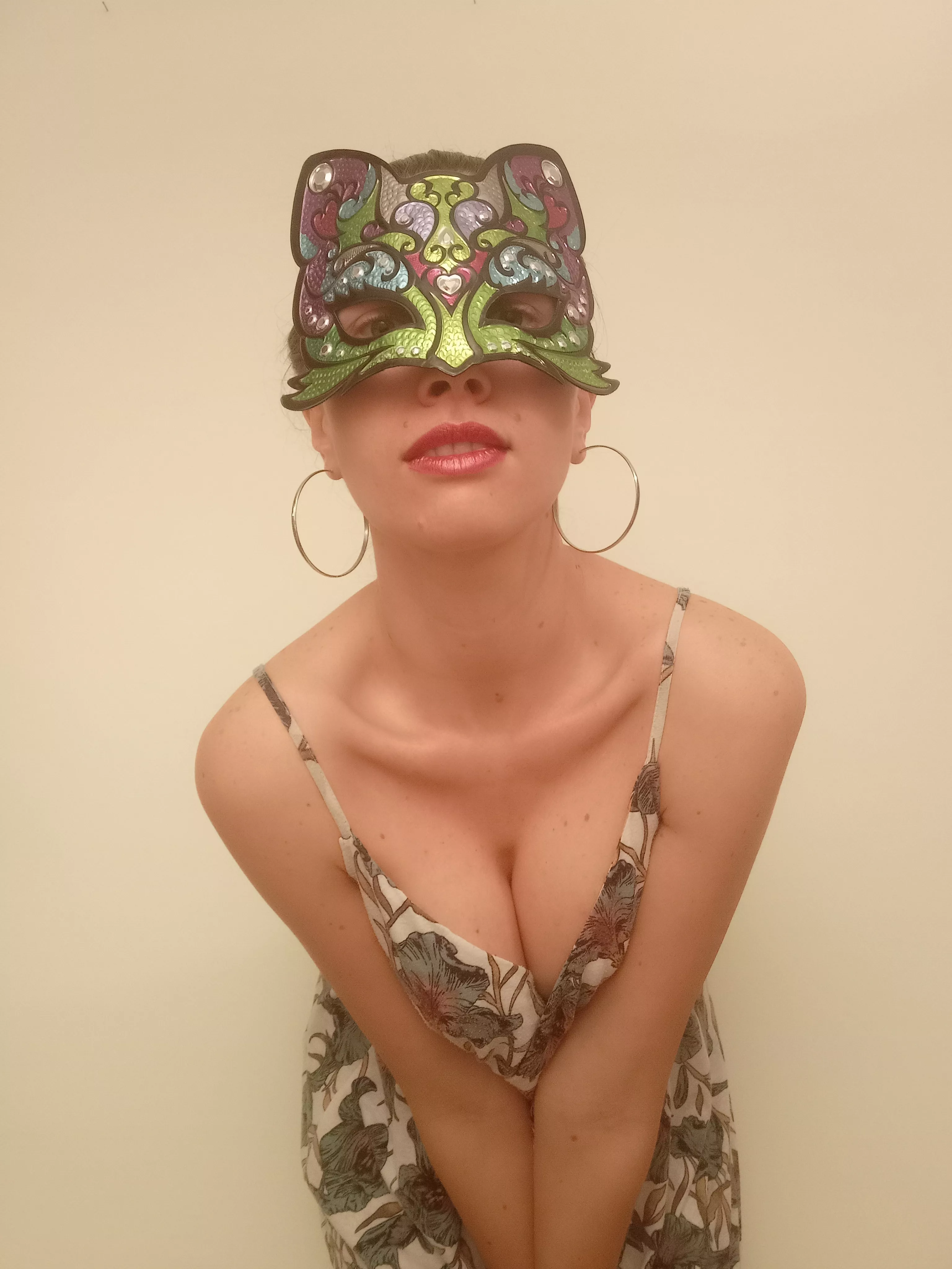 Start at my neck and work your way down to the good stuff. posted by Gipsyblu