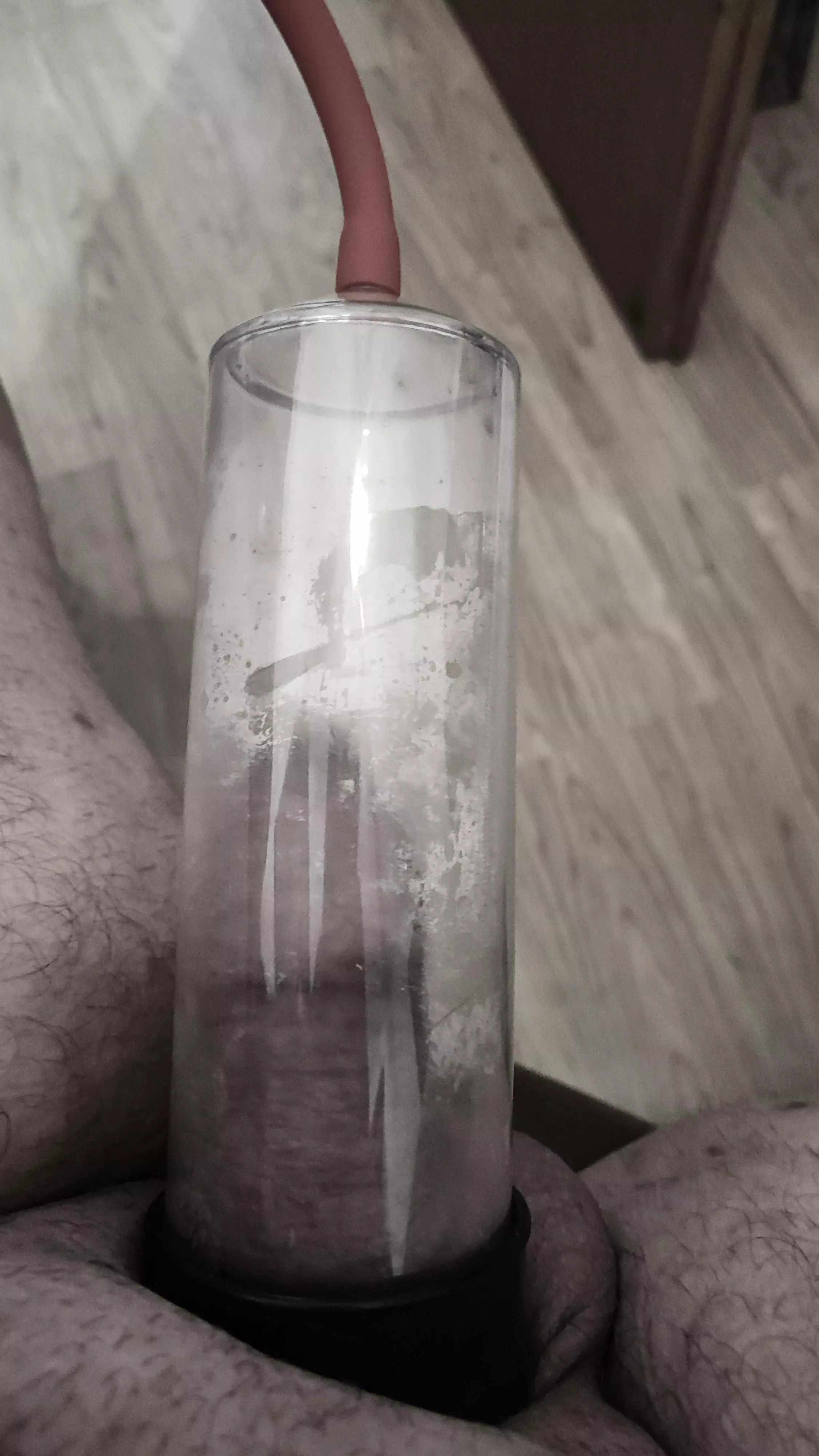 sunday evening pumping (greatings from Germany) posted by leo_diabolus