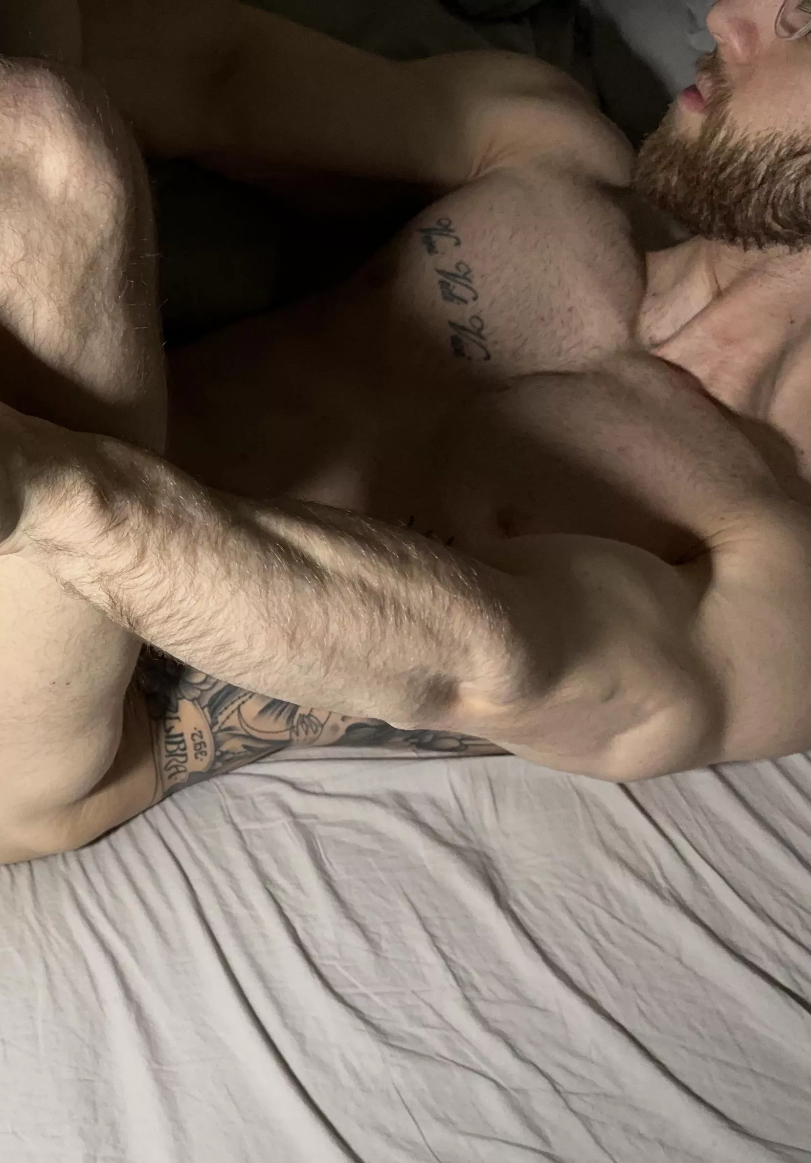 The bed arm 🫣 posted by Fitcookieface