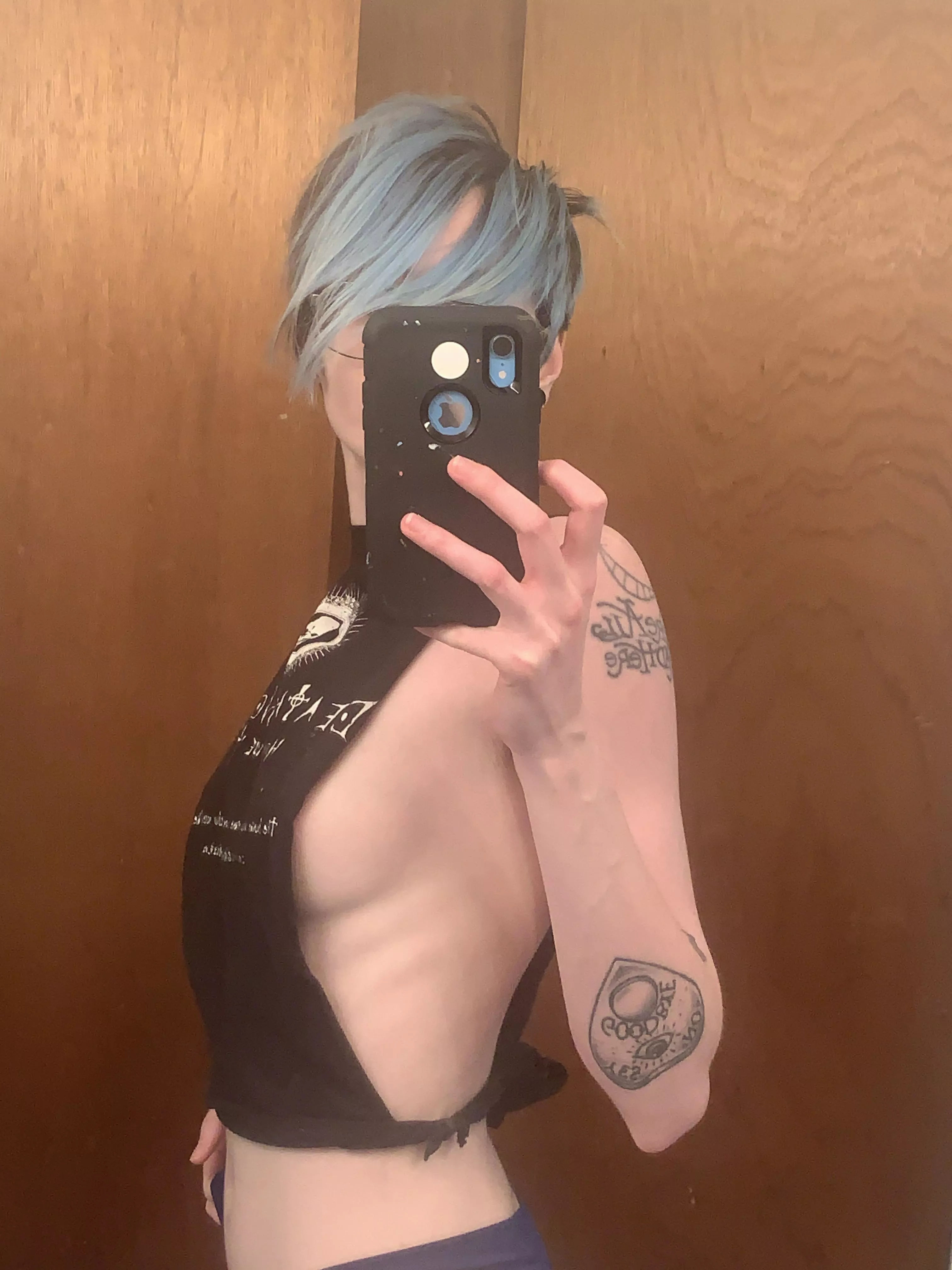 think i could get away with this shirt at a concert?🖤 posted by dejectedwraith