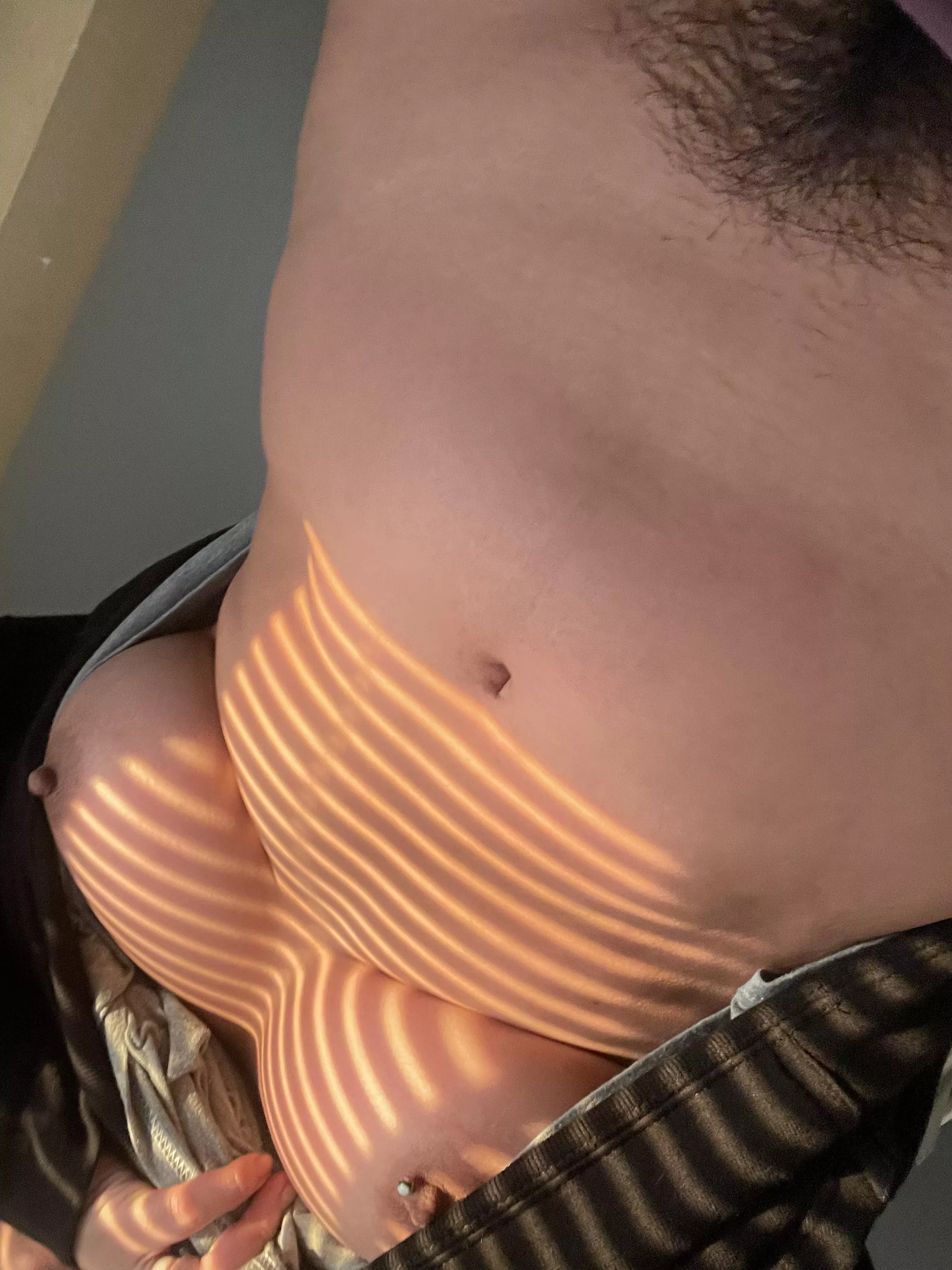 Would you enjoy a hairy Asian like me?🥺🖤 posted by knowfacehaze