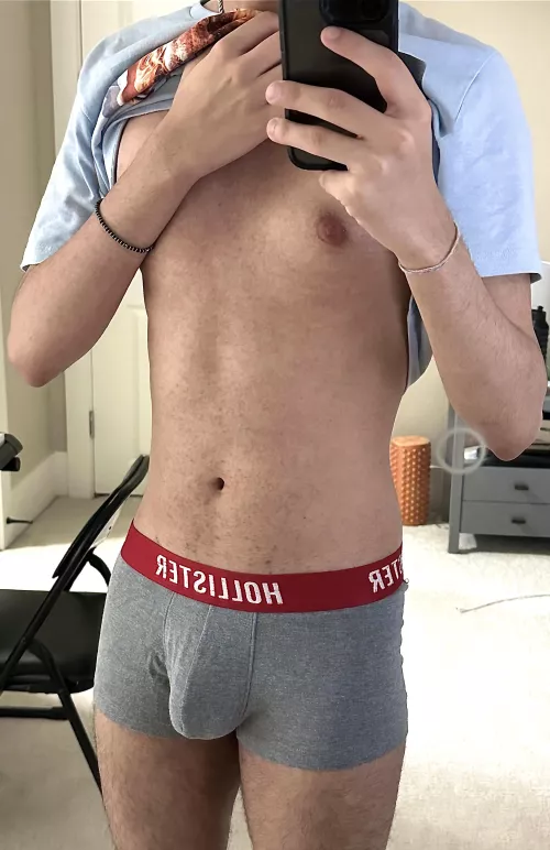 20 verbal twink. Looking to jerk live with fit verbal guys. Add: yokool2 by koolaidboo1