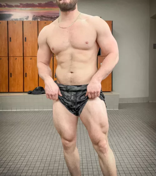 [29]. Anyone else horny after a pump. by wakeNbake456