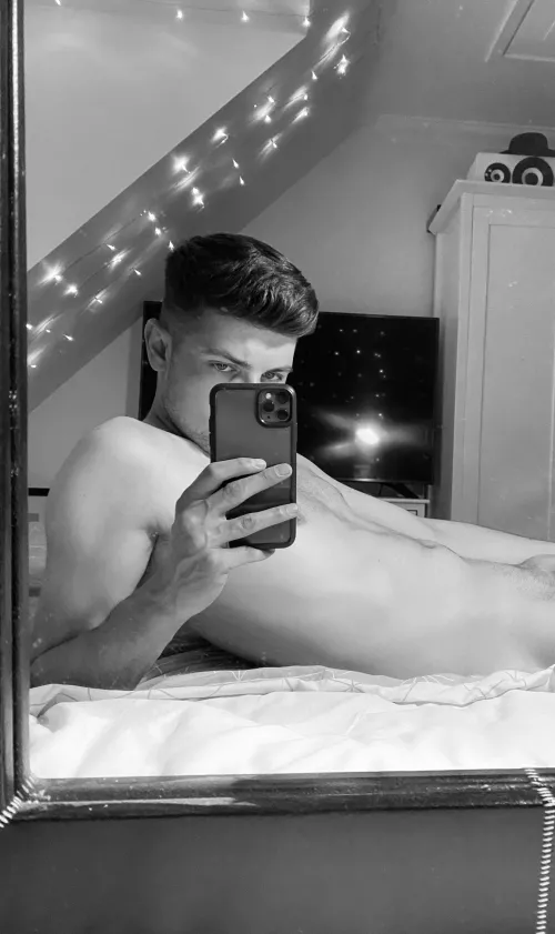 Add me on snap - show face! by maxplatten_