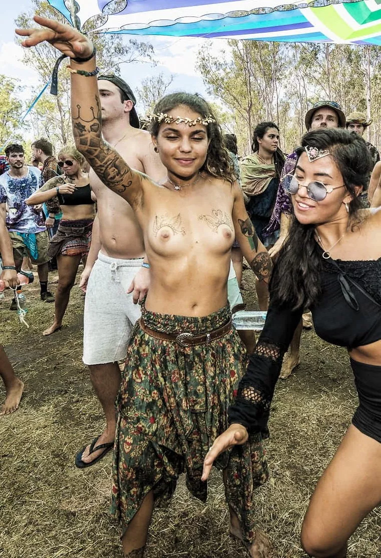 Beautiful hippy posted by georgethefifth