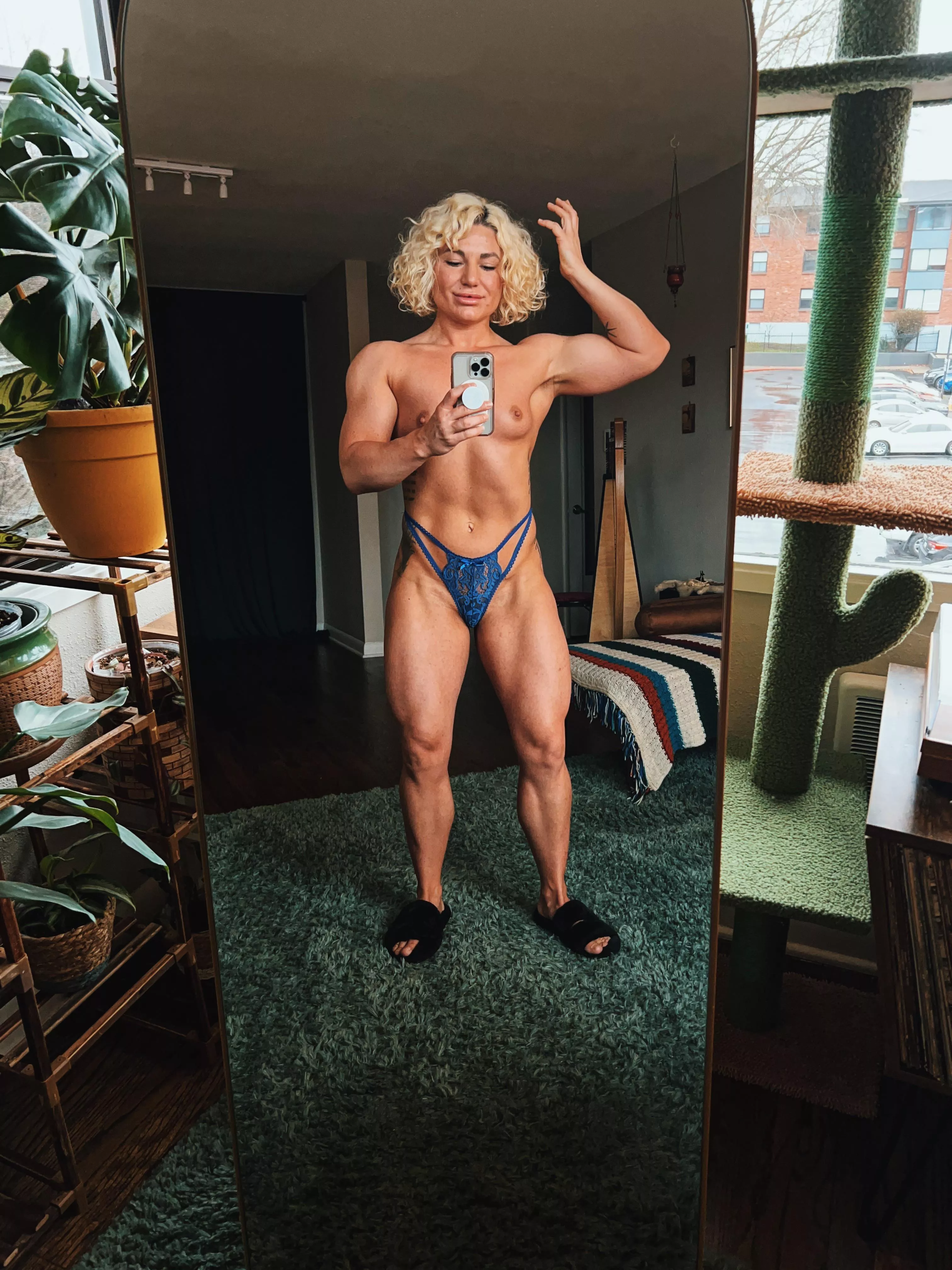 Built a ton of muscle on this off season but now it’s officially start of prep. Watch me get diced and compete in WPD 💪🏼 posted by the_musclemommy