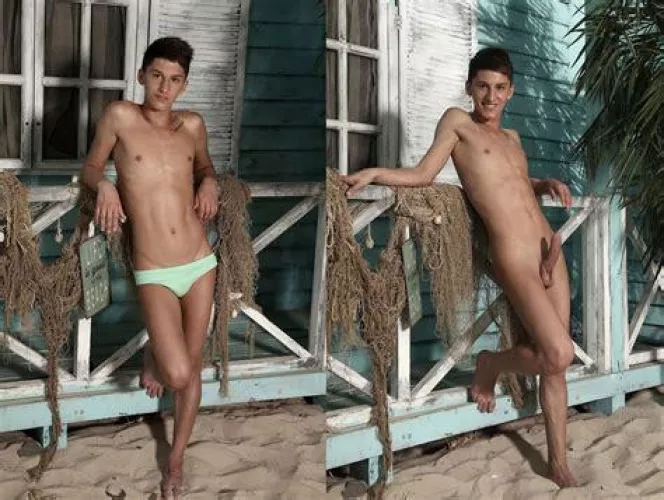 🌸feminine boy🌸 wearing panties and enjoy himself in the✨nude ✨ by Pyxy-777