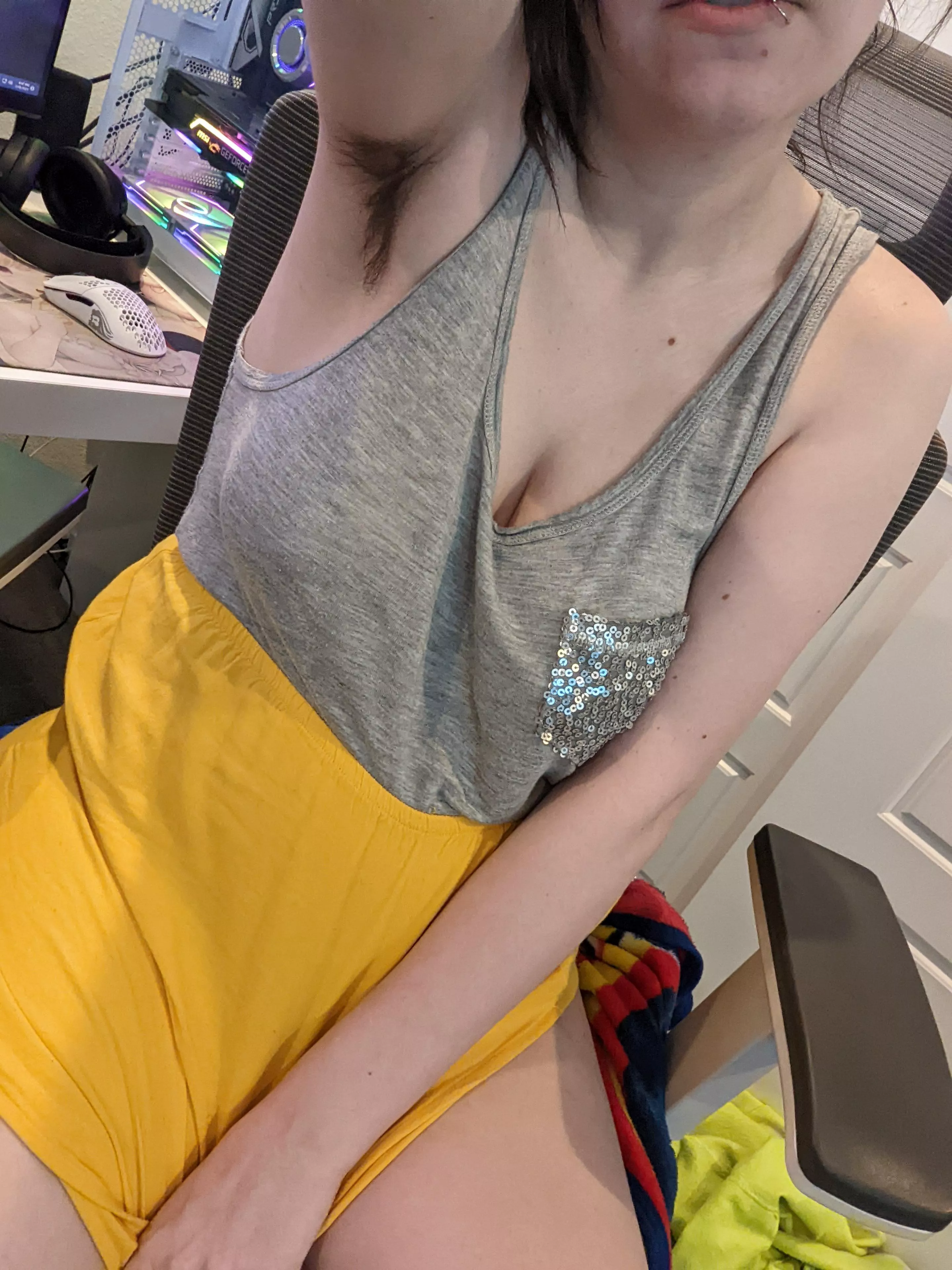 Game night 🤘 posted by Hanna420xxx