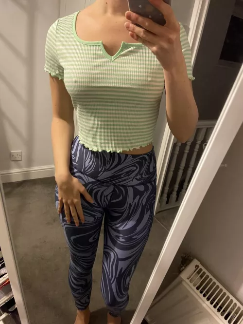 Gym sesh! ❤️🥰OC by jenna_jinx