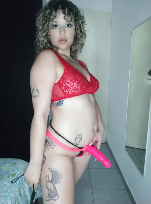 Hey loser, worship me like the goddess I am, if you do I'll humiliate you as you deserve. by __medusa___