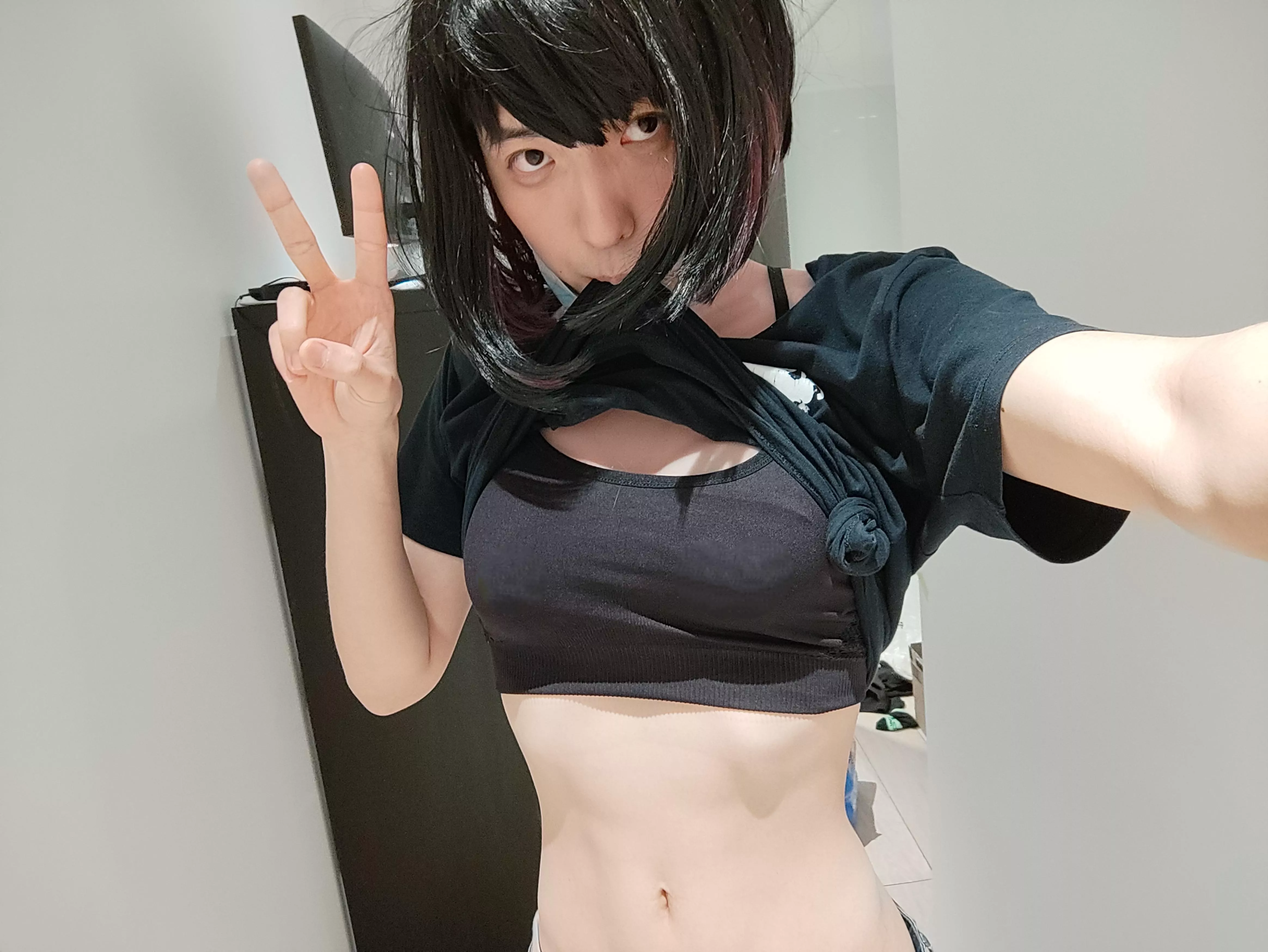 Hoi everyone🥺 posted by Few_Resident_3898