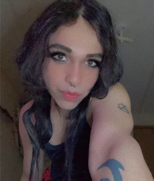 How many licks does it take to get to the center of a Tootsie Pop? 🖤 by autumnsnow612