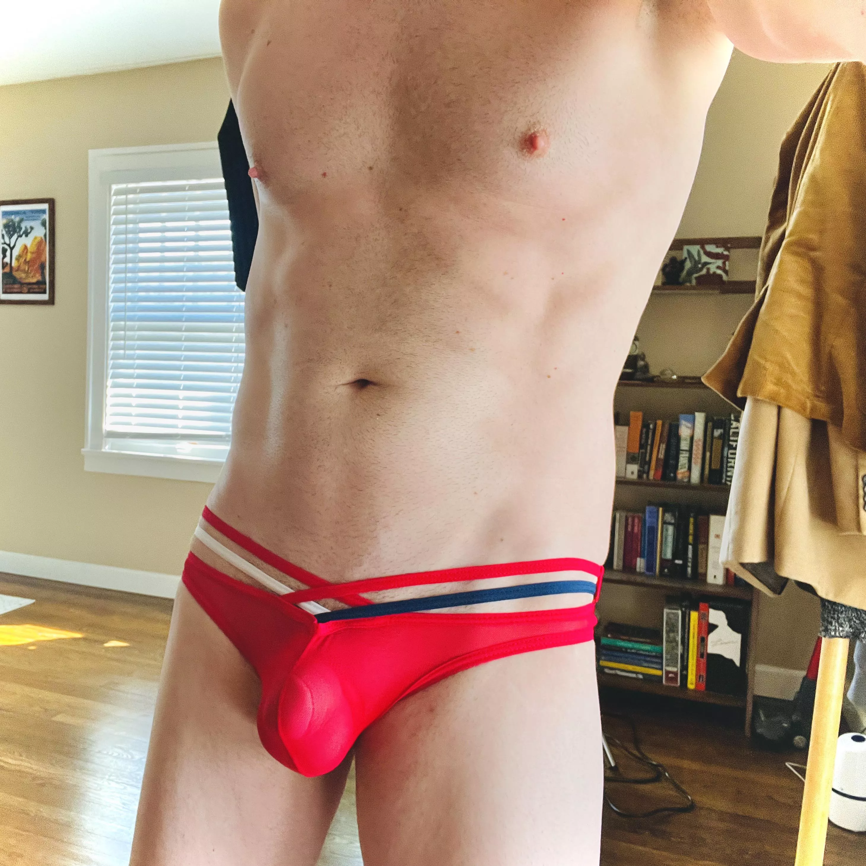 How’s my fit??? posted by RedHoodieTwunk