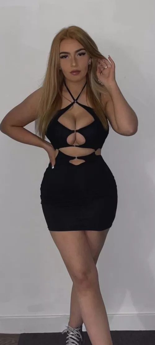 Huge tits on Imogen by Swyrd-bora