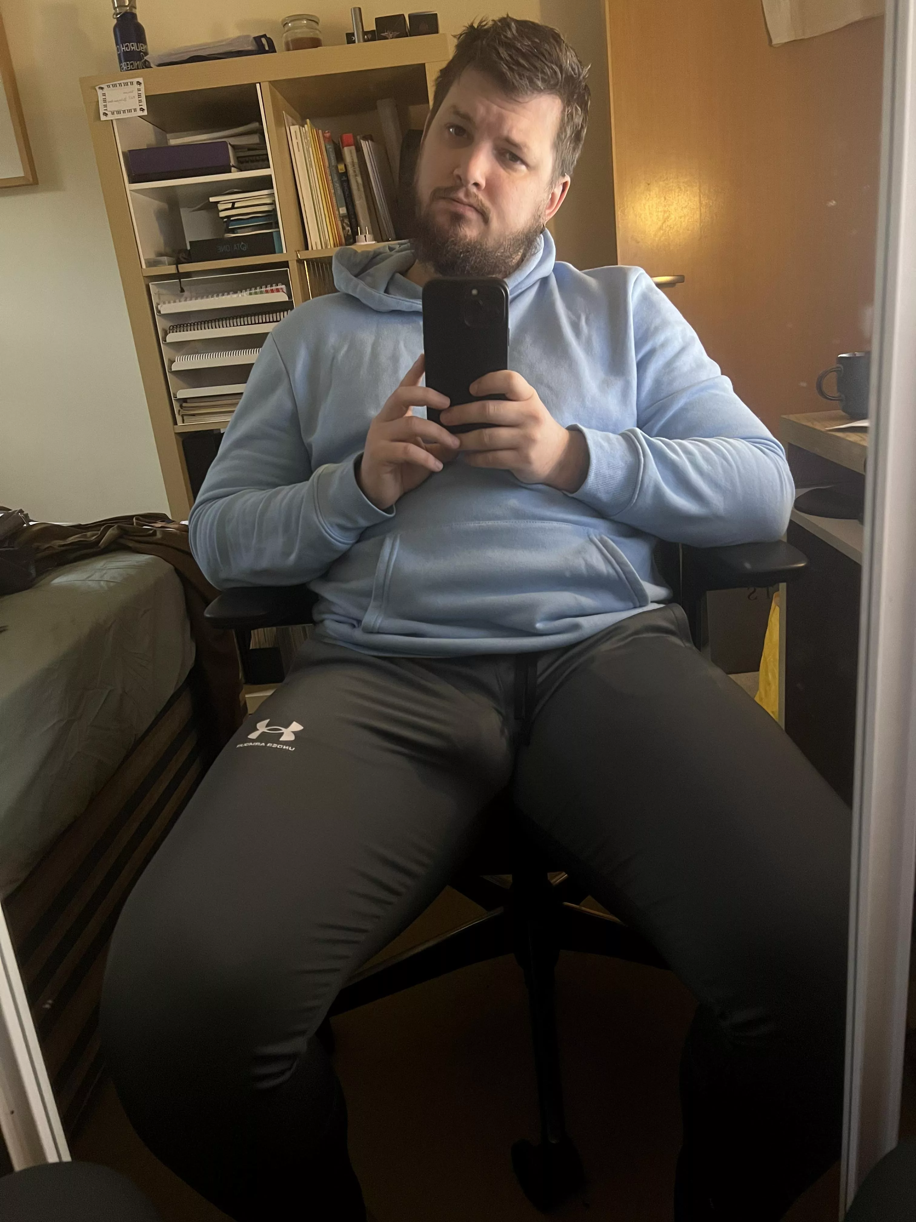 I don’t wanna work today 😩 posted by tim_doubleyou_