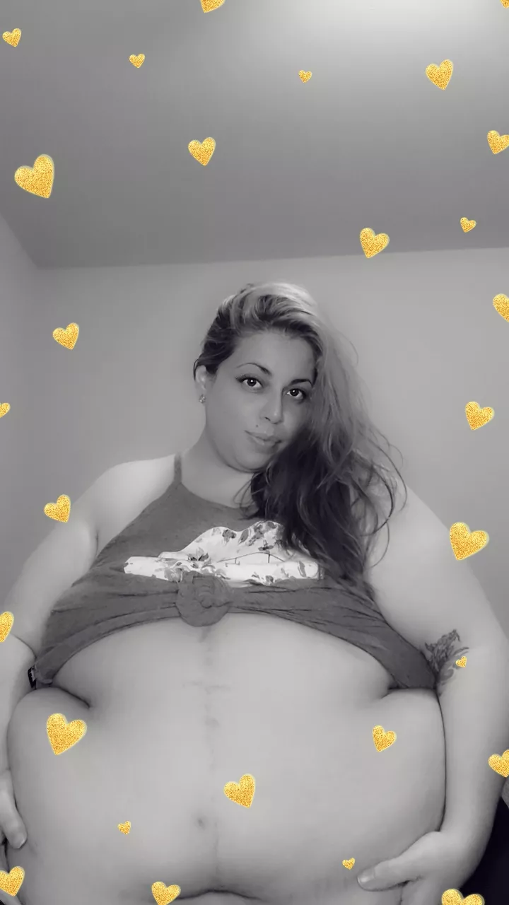 I have been stuffing my belly 🥰 posted by VixenCupcake