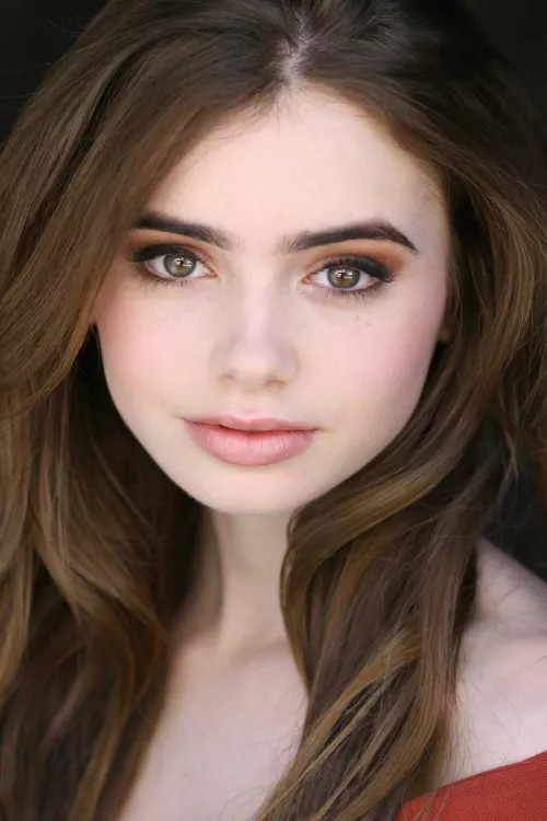 Lily Collins by Nippydrive261